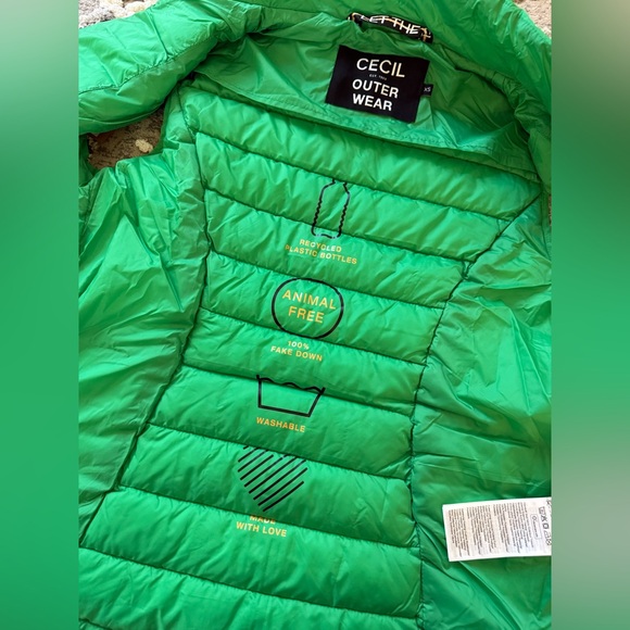 Cecil Green Puffer Vest with Black Zipper Accents - Picture 3 of 5